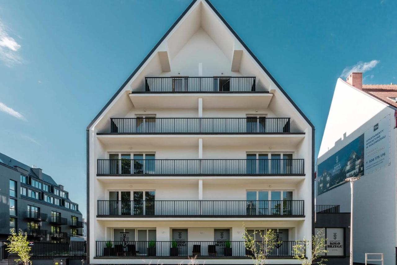 Ferienwohnung Kolo-Brzegu Kolberg Exterior foto